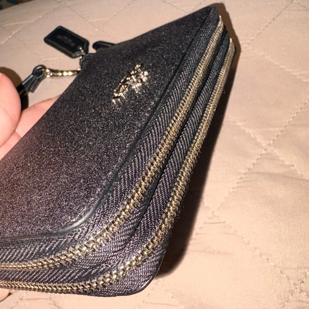 COACH Double Zip Wallet Wristlet in Black Glitter Resined Canvas - LIKE NEW - Picture 3 of 14